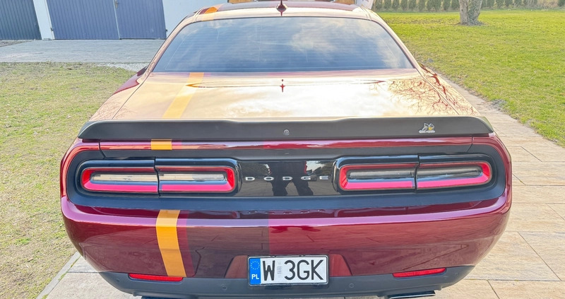 Dodge Challenger cena 130000 przebieg: 131000, rok produkcji 2017 z Wrocław małe 211